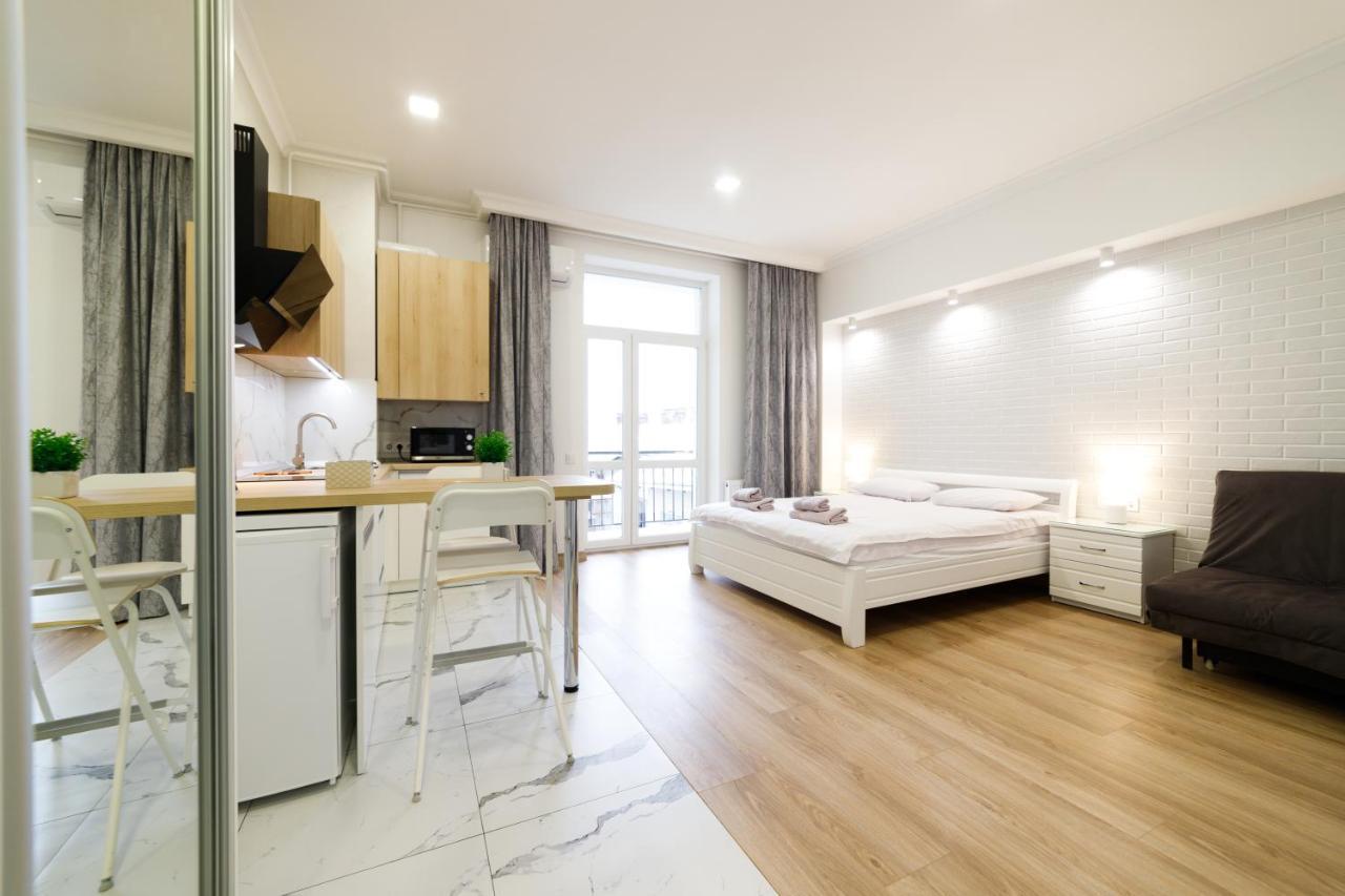 Lux Apartments Liov Exterior foto