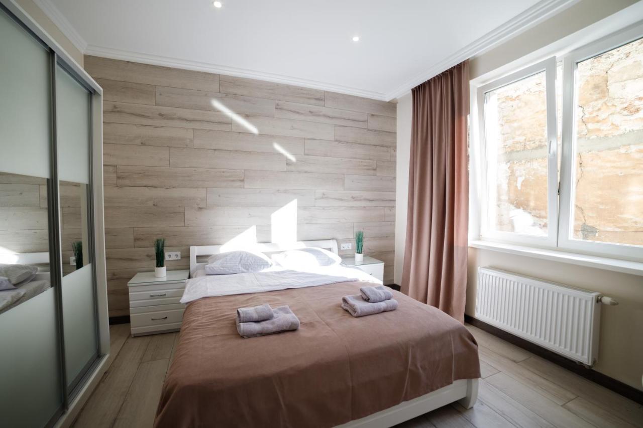 Lux Apartments Liov Exterior foto