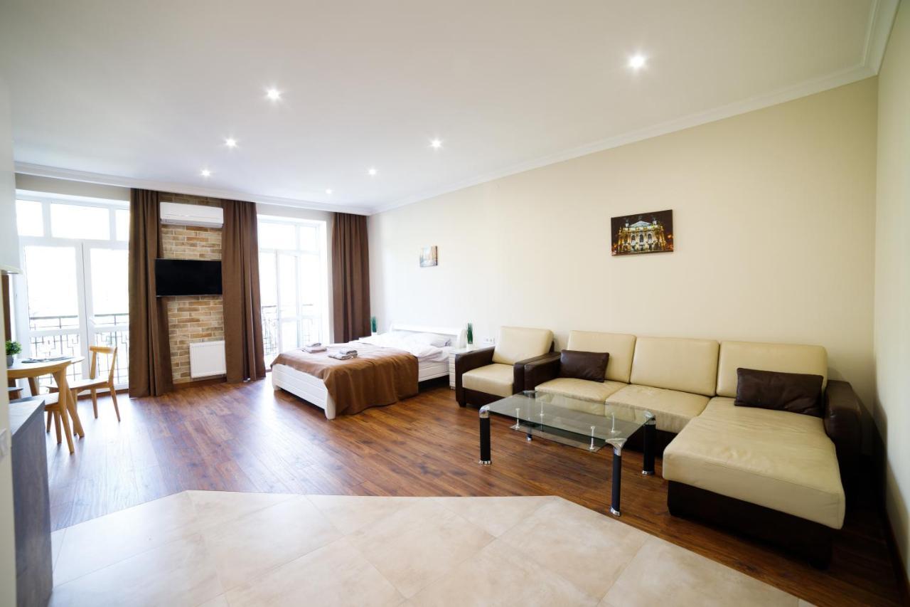 Lux Apartments Liov Exterior foto