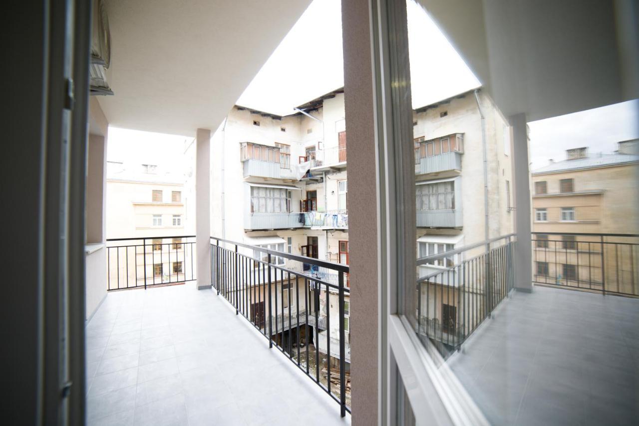 Lux Apartments Liov Exterior foto